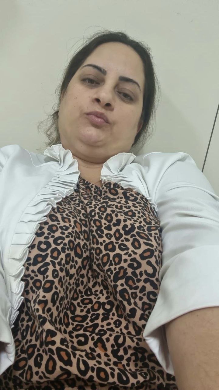 Rude Mature MILF Told Her Man to Get Lost and Snapped Dirty Selfies 3