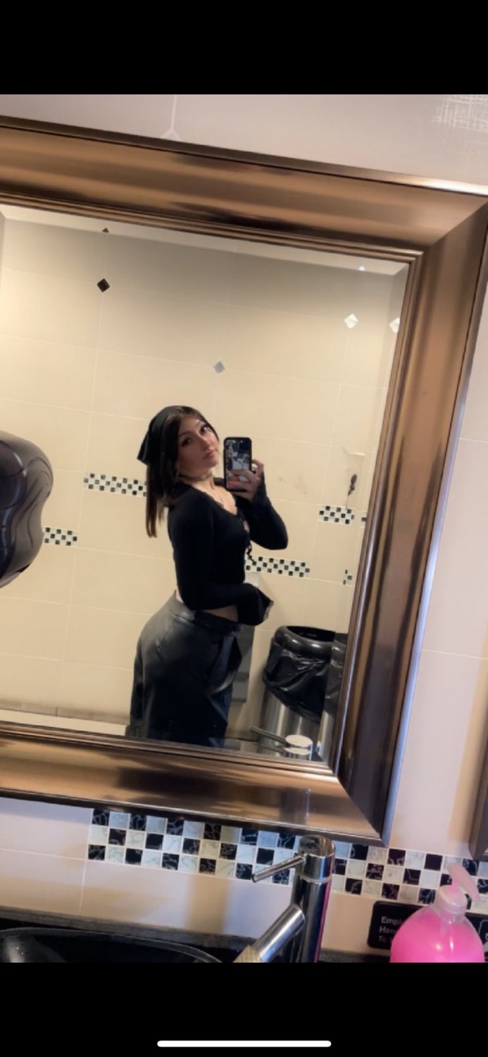 puta alternativa de la BBC es Snowbunny 16