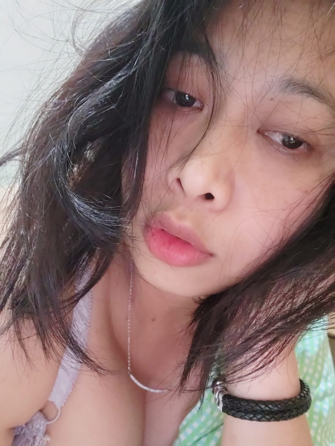 Fucked an Indonesian Migrant maid so much that she forgot Indonesian 8