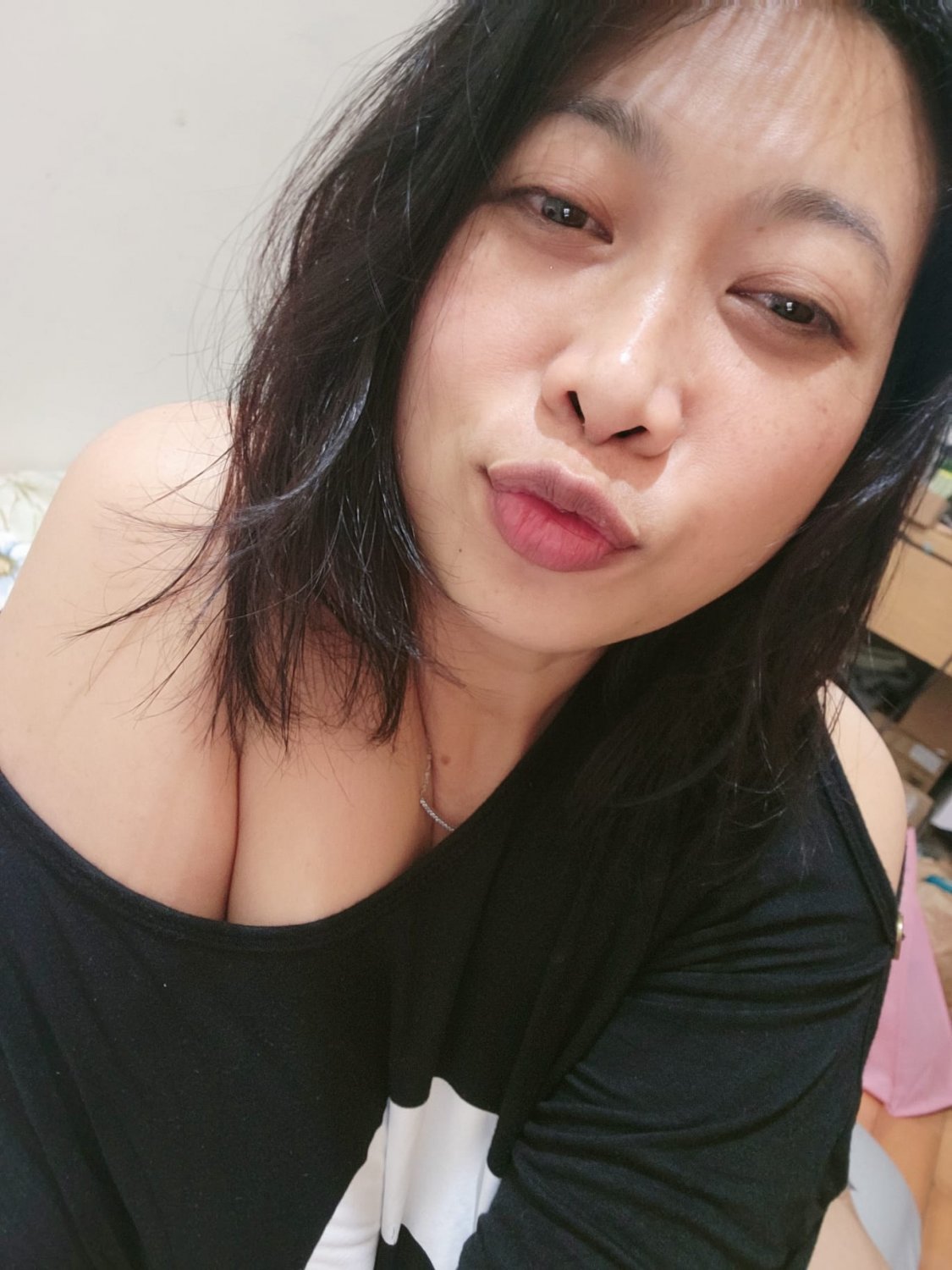 Fucked an Indonesian Migrant maid so much that she forgot Indonesian 18