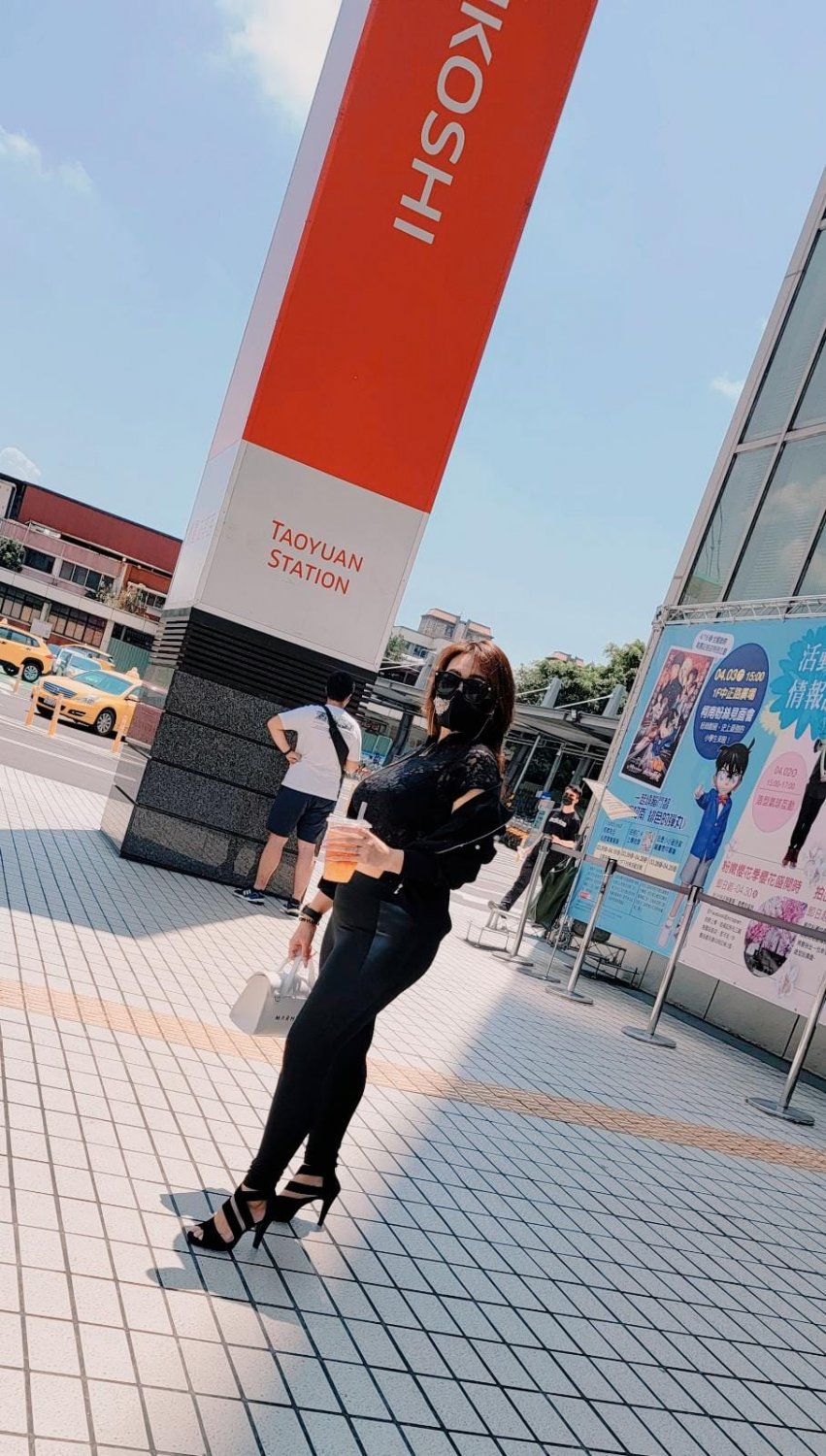 Fucked an Indonesian Migrant maid so much that she forgot Indonesian 23