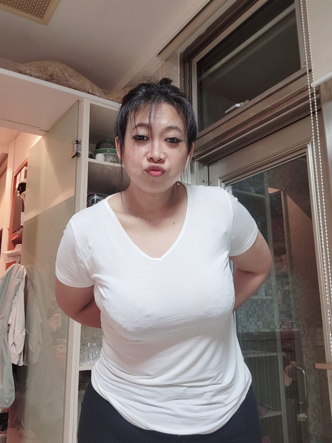Fucked an Indonesian Migrant maid so much that she forgot Indonesian 31