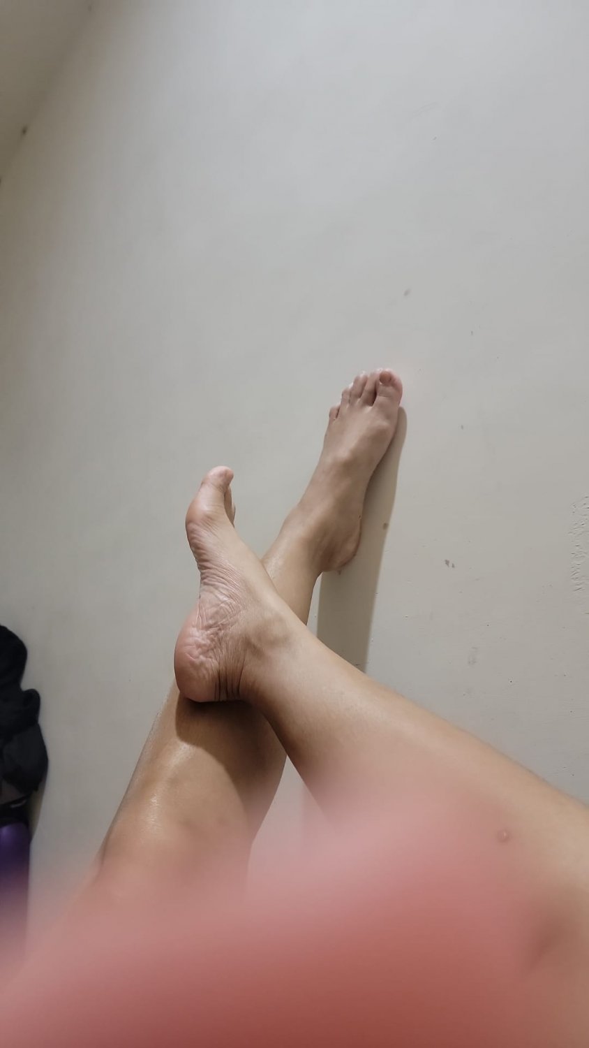 Fucked an Indonesian Migrant maid so much that she forgot Indonesian 57