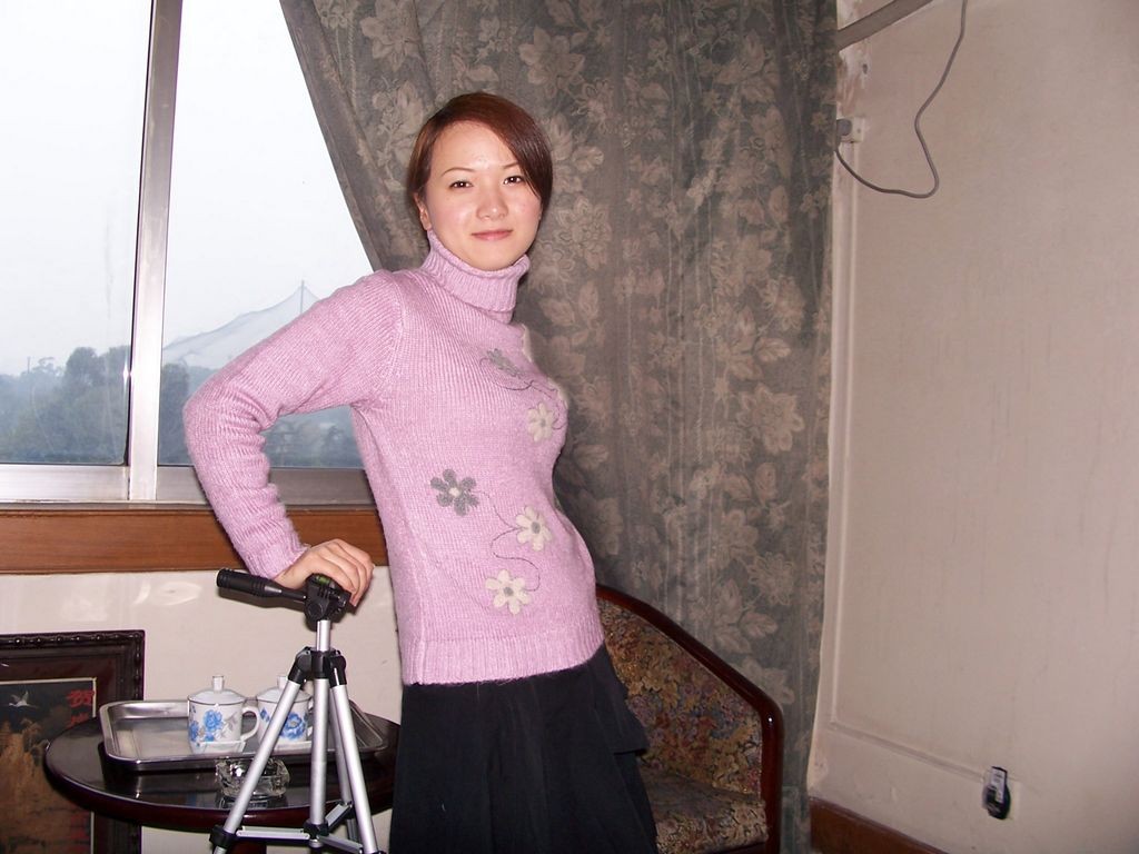 well stretched beijing migrant slut 11