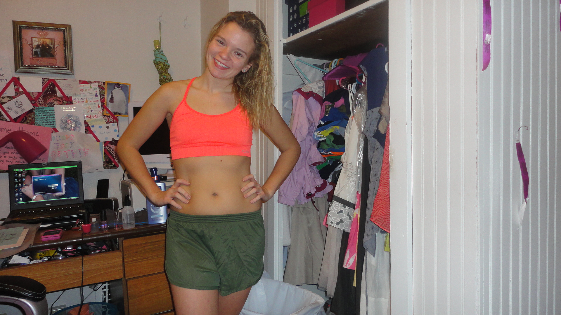 Webslut Ruth 48