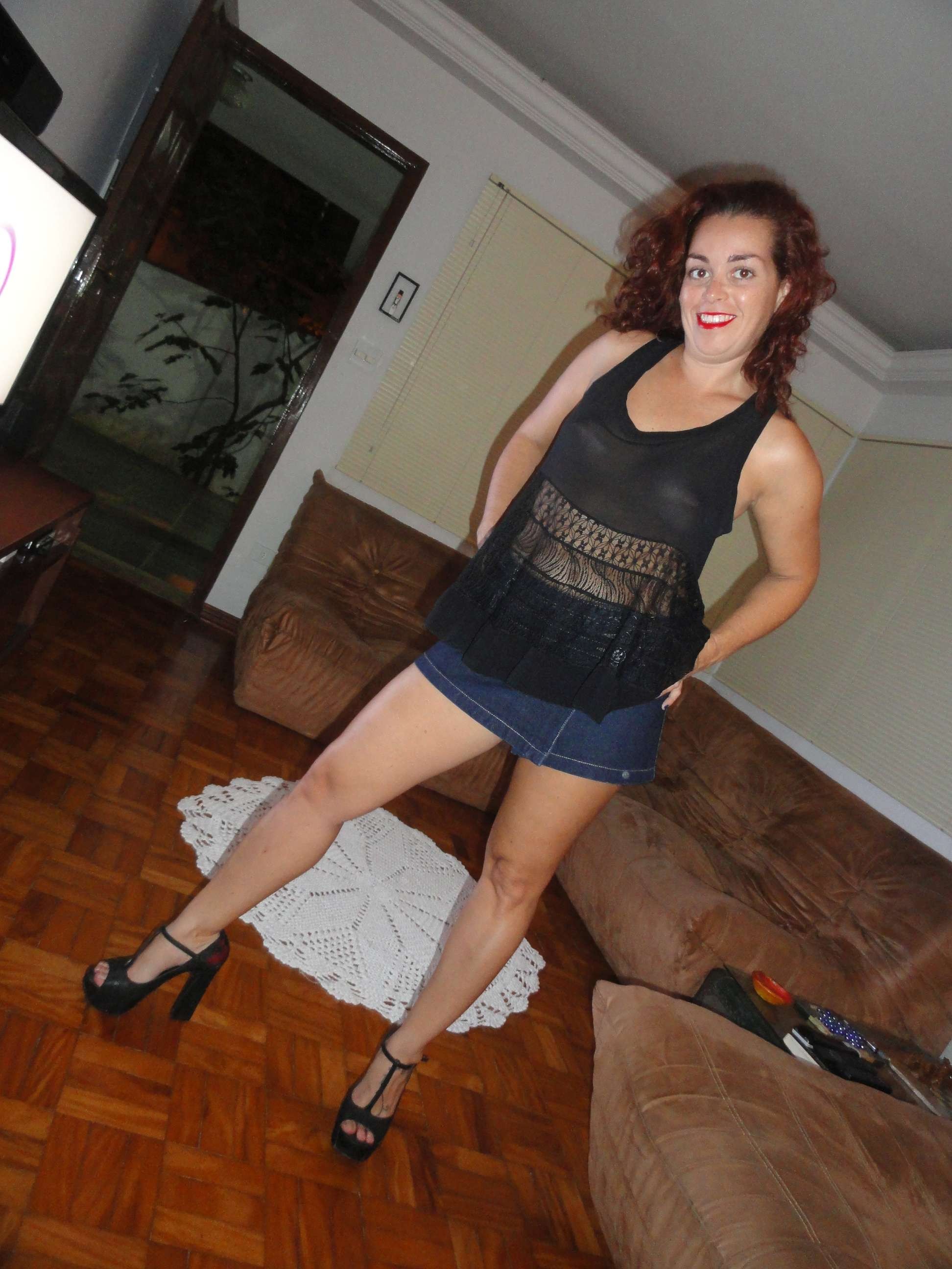 Juliana coroa gostosa vazada pelo corno 39