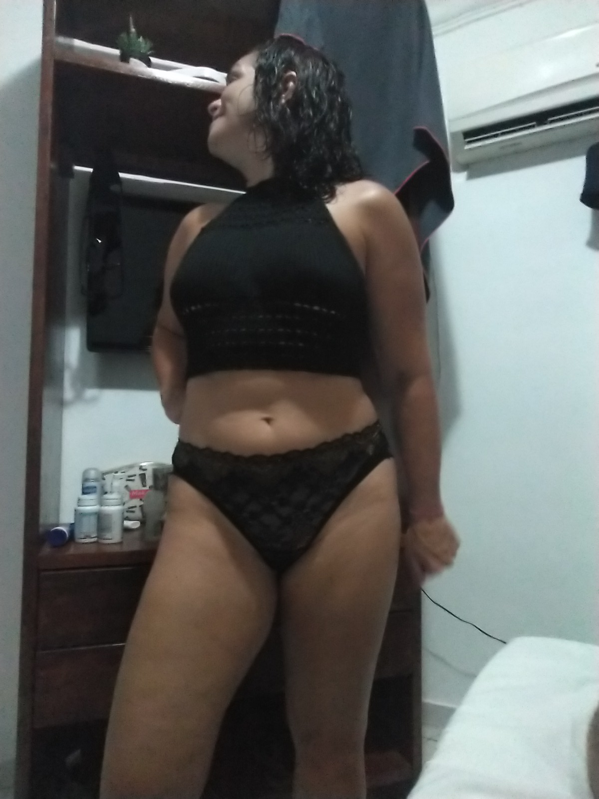 Juliana coroa gostosa vazada pelo corno 47