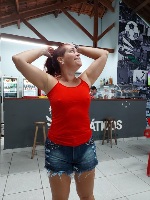 Juliana coroa gostosa vazada pelo corno 70
