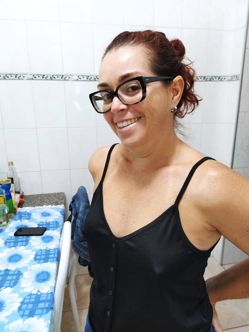 Juliana coroa gostosa vazada pelo corno 71