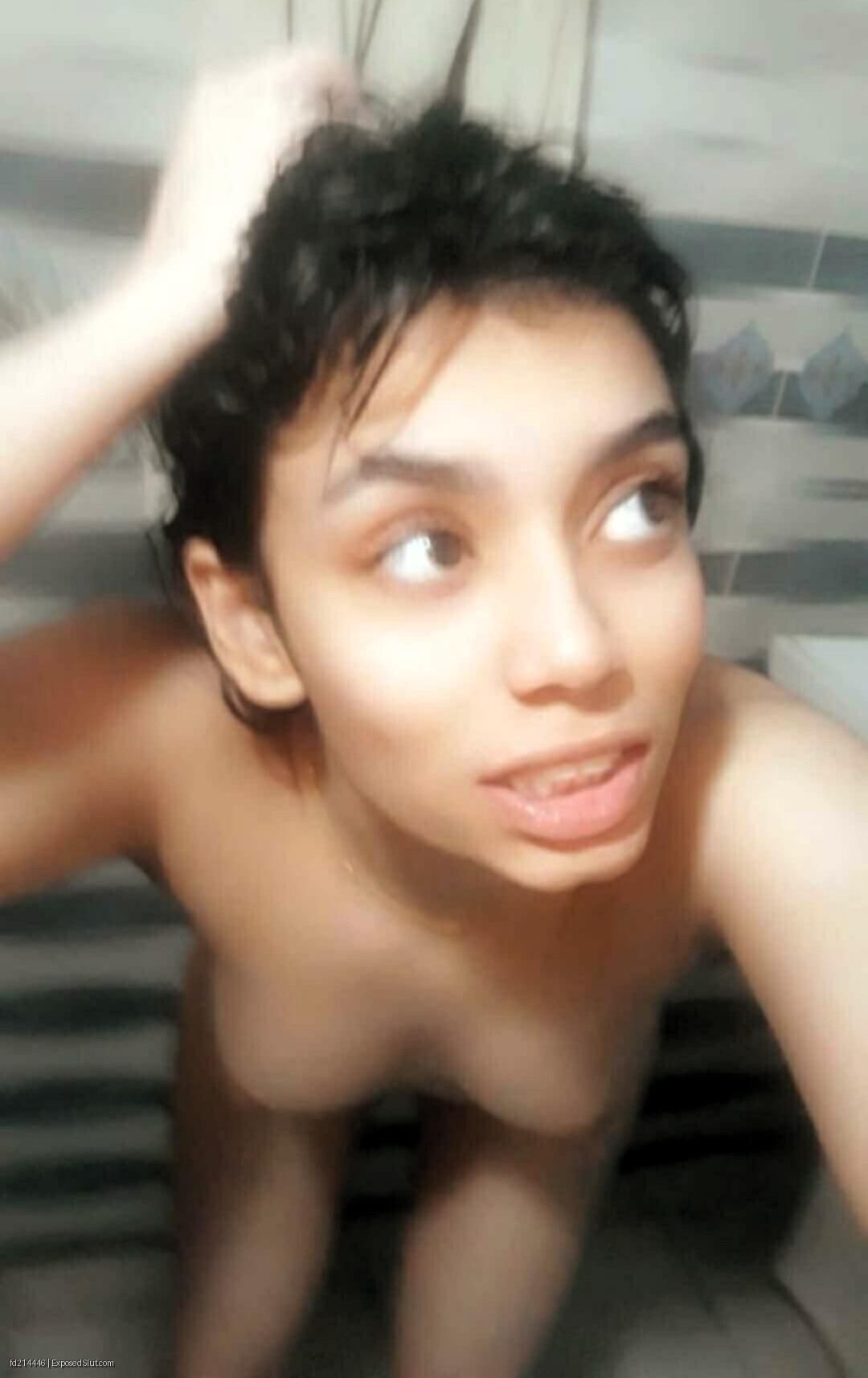 Desi Slut Fatima 106