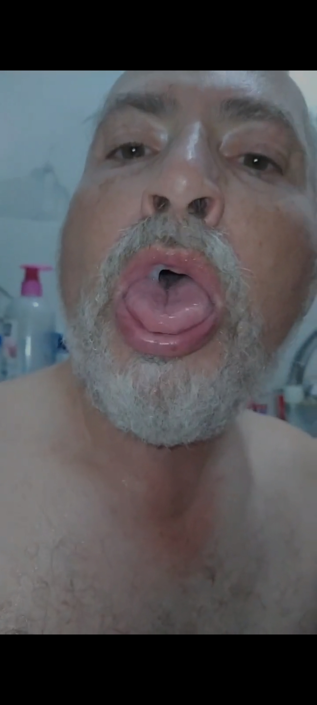 I suck dick 25