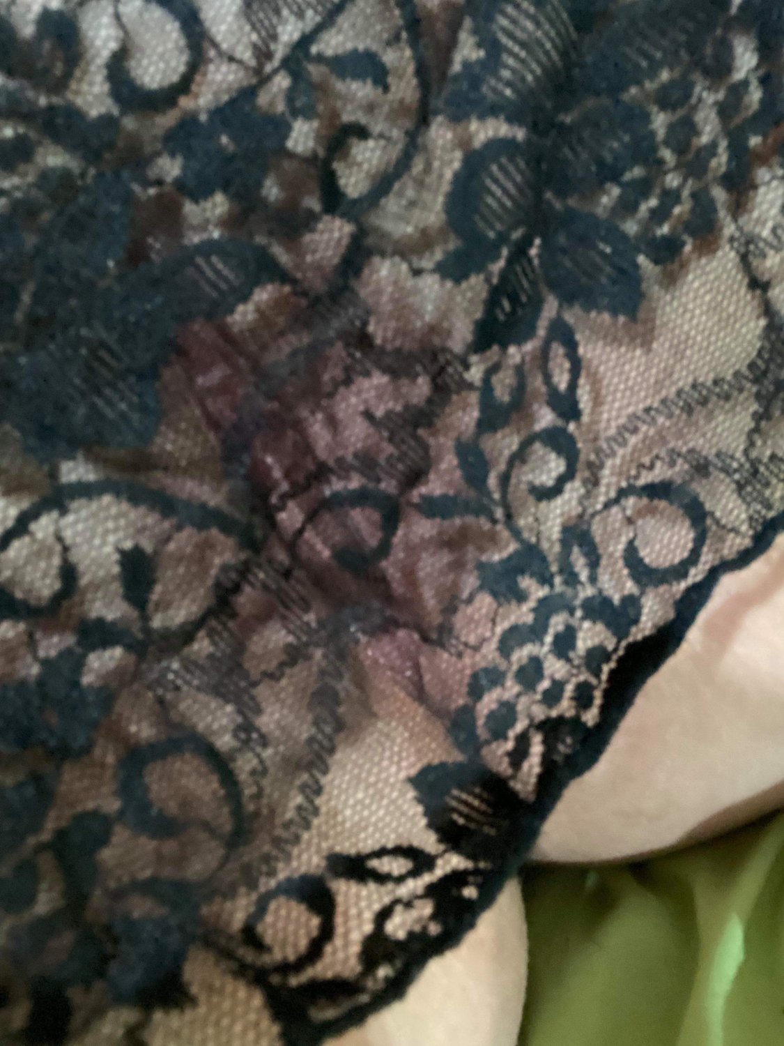 Mature Babe Invites You for Pleasure 20