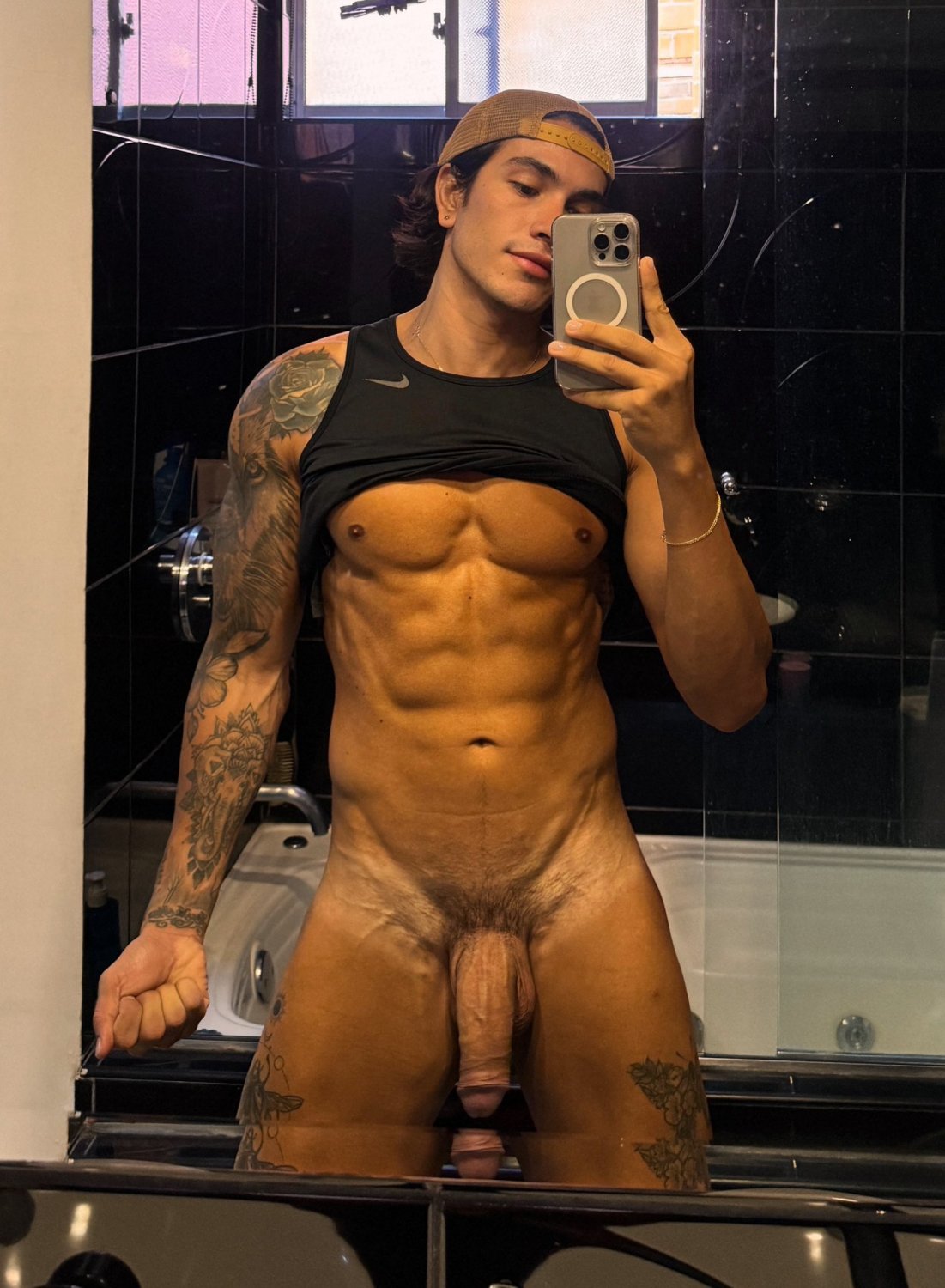 ALEJO PINO 18