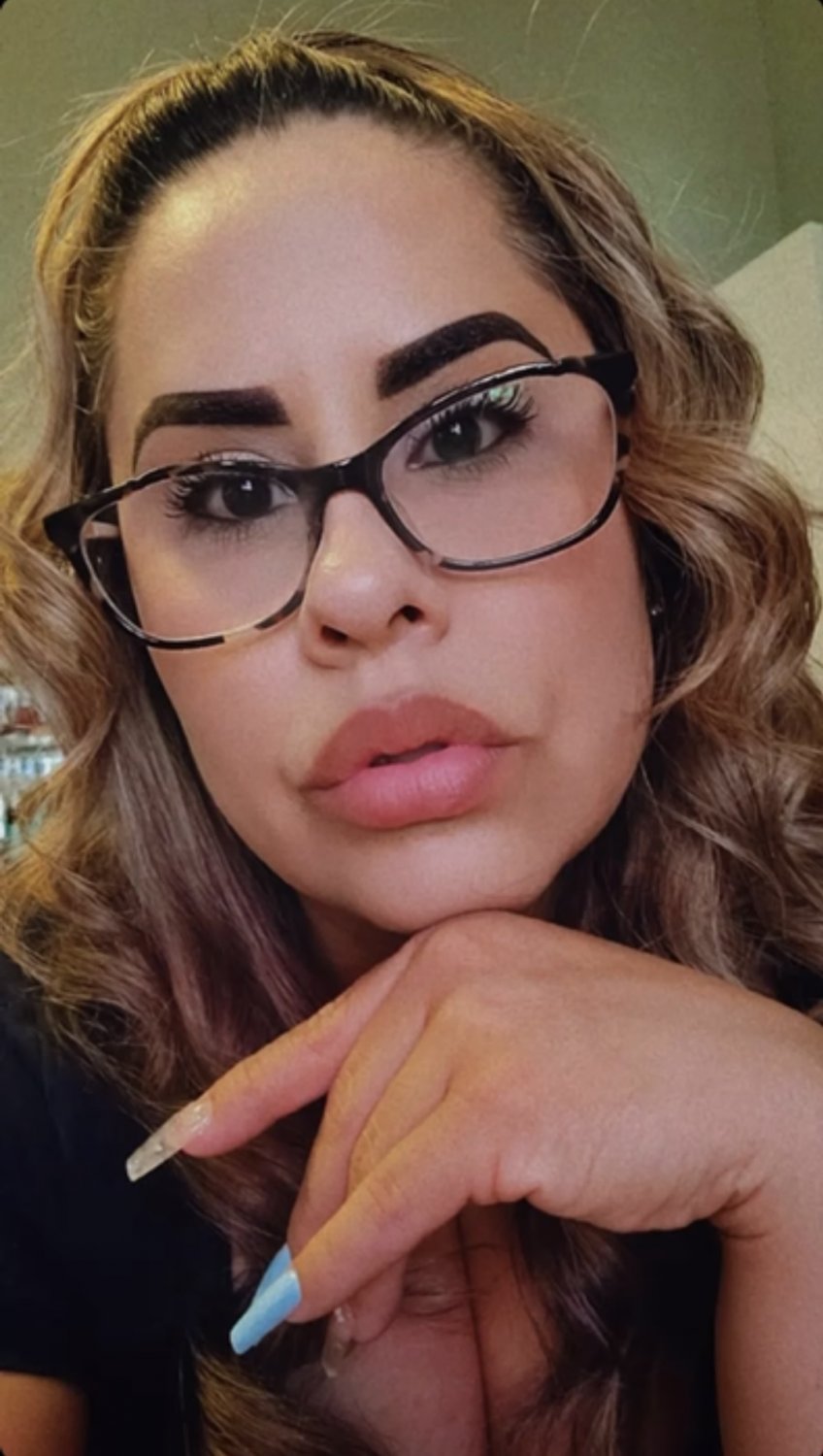 暗い欲望のひねりの禁断のクラッシュ 3