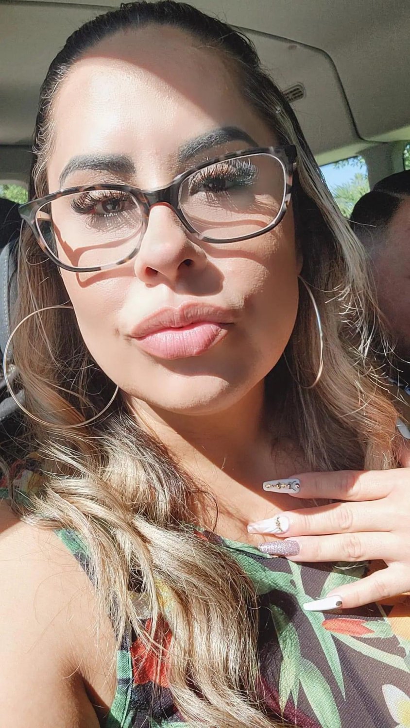 暗い欲望のひねりの禁断のクラッシュ 16