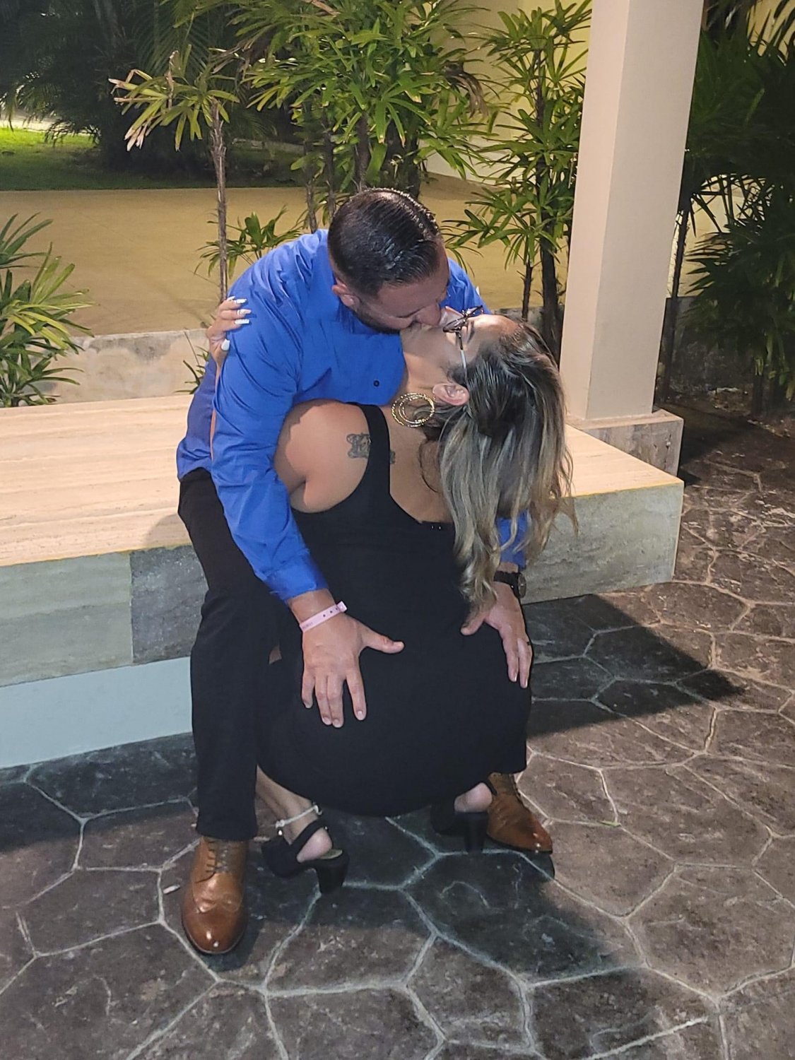 暗い欲望のひねりの禁断のクラッシュ 22