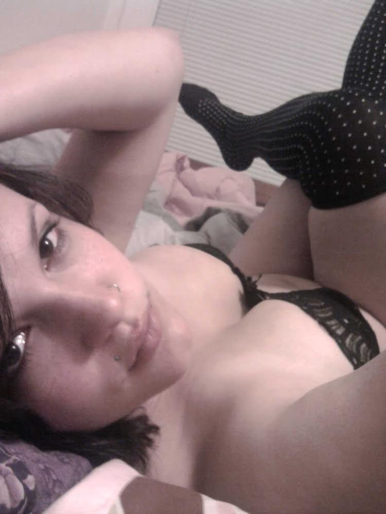 Selfie From a Sweet Latina Angel 5