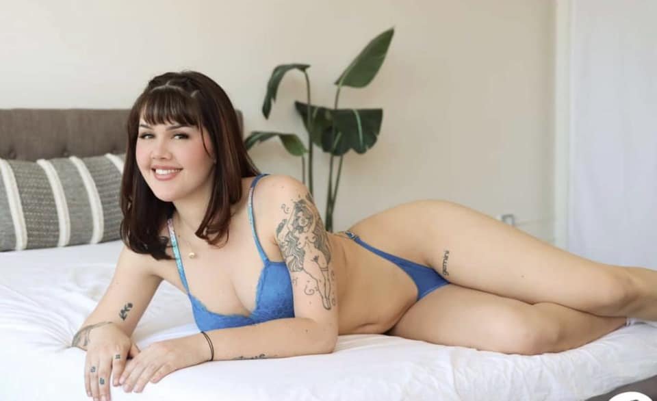TRANS MARGHERITA NON NUDA 20