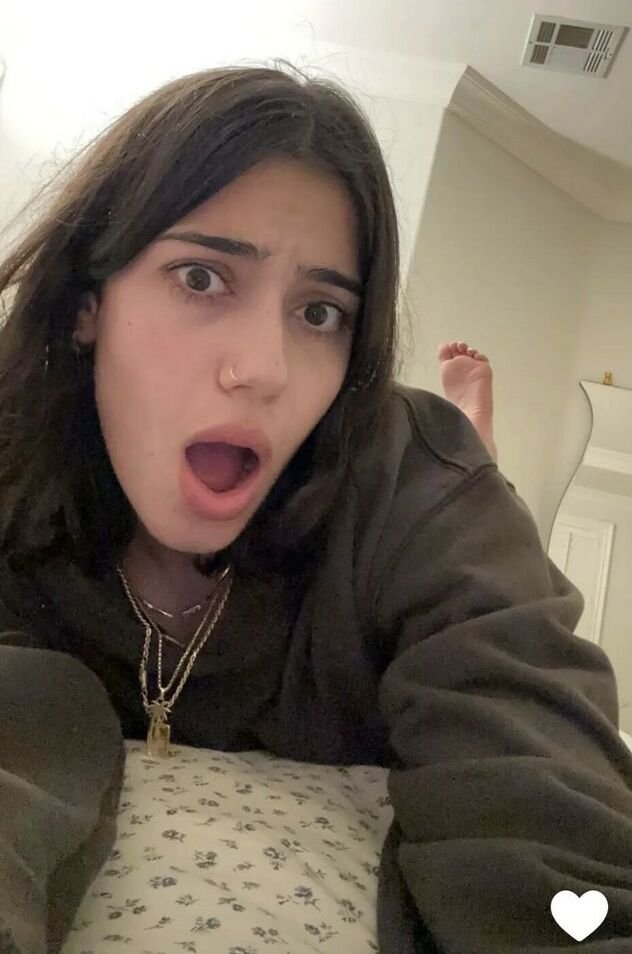 Sara Saffari Çok Seksi Sikilebilir Kum Saati Flörtöz Buttlock Mistresse için Bir Kenar Oturumuna Nasıl Direnemezsiniz? 7
