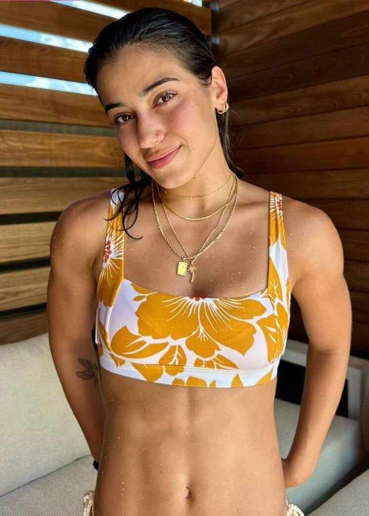 Sara Saffari Çok Seksi Sikilebilir Kum Saati Flörtöz Buttlock Mistresse için Bir Kenar Oturumuna Nasıl Direnemezsiniz? 28