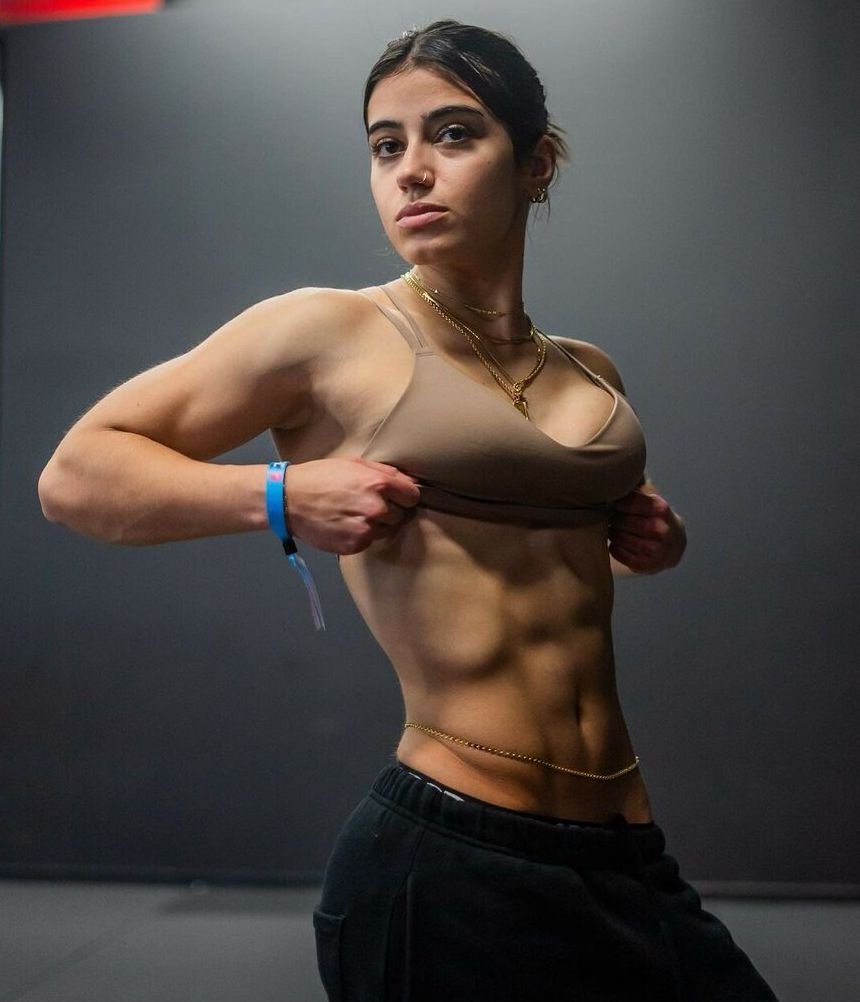 Sara Saffari Çok Seksi Sikilebilir Kum Saati Flörtöz Buttlock Mistresse için Bir Kenar Oturumuna Nasıl Direnemezsiniz? 39
