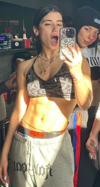 Sara Saffari Çok Seksi Sikilebilir Kum Saati Flörtöz Buttlock Mistresse için Bir Kenar Oturumuna Nasıl Direnemezsiniz? 45