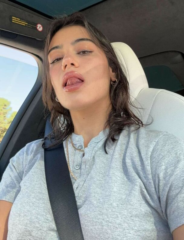 Sara Saffari Çok Seksi Sikilebilir Kum Saati Flörtöz Buttlock Mistresse için Bir Kenar Oturumuna Nasıl Direnemezsiniz? 59