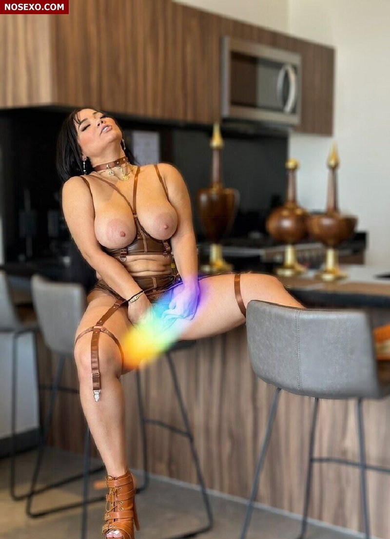 Mexicana rabuda delicia nua 3