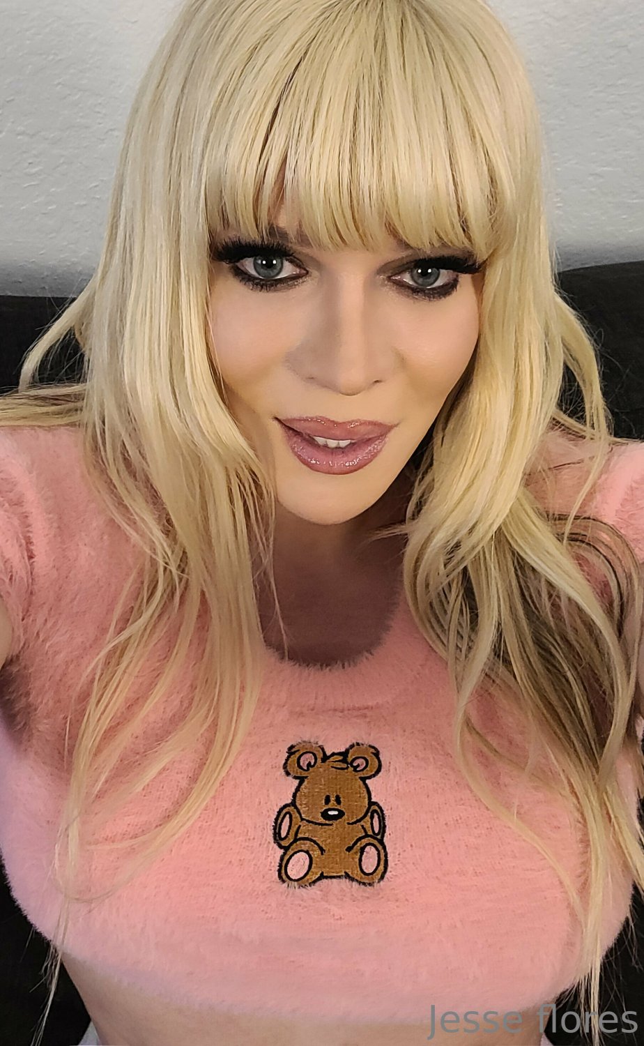 TS 225 Delivers A Big Surprise Between Her Legs 3