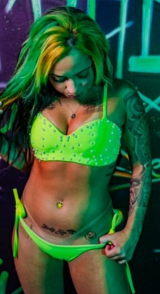 Nikita alerquina rebolando 9