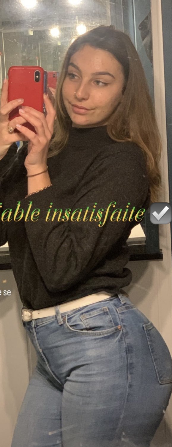 Großes Ass Flittchen 7