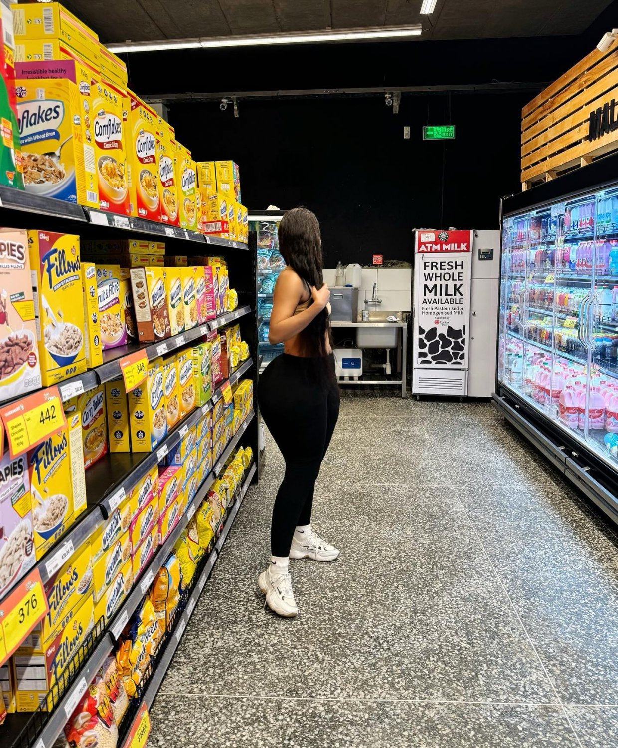 Thick Curvy Queen Yolo Teases Her Fans Online 13