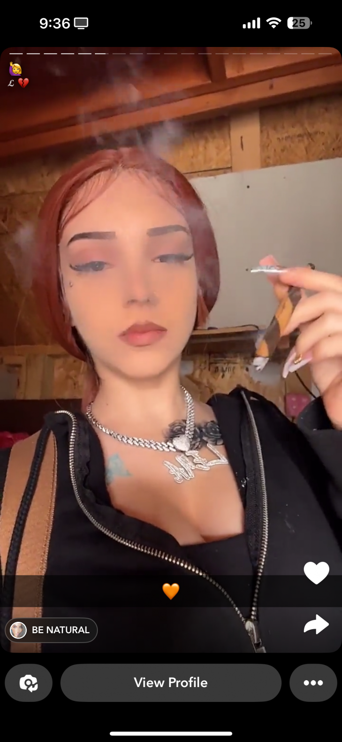Baby puttana teen ama il cazzo. DM per cartella. Dm per 10 minuti di sextape $$$ 26