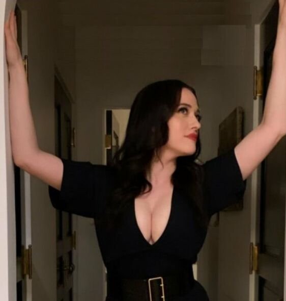 Kat Dennings Big Honey Knockers Are Begging To Be TittyFucked 🤤🥵🤤🥵 29
