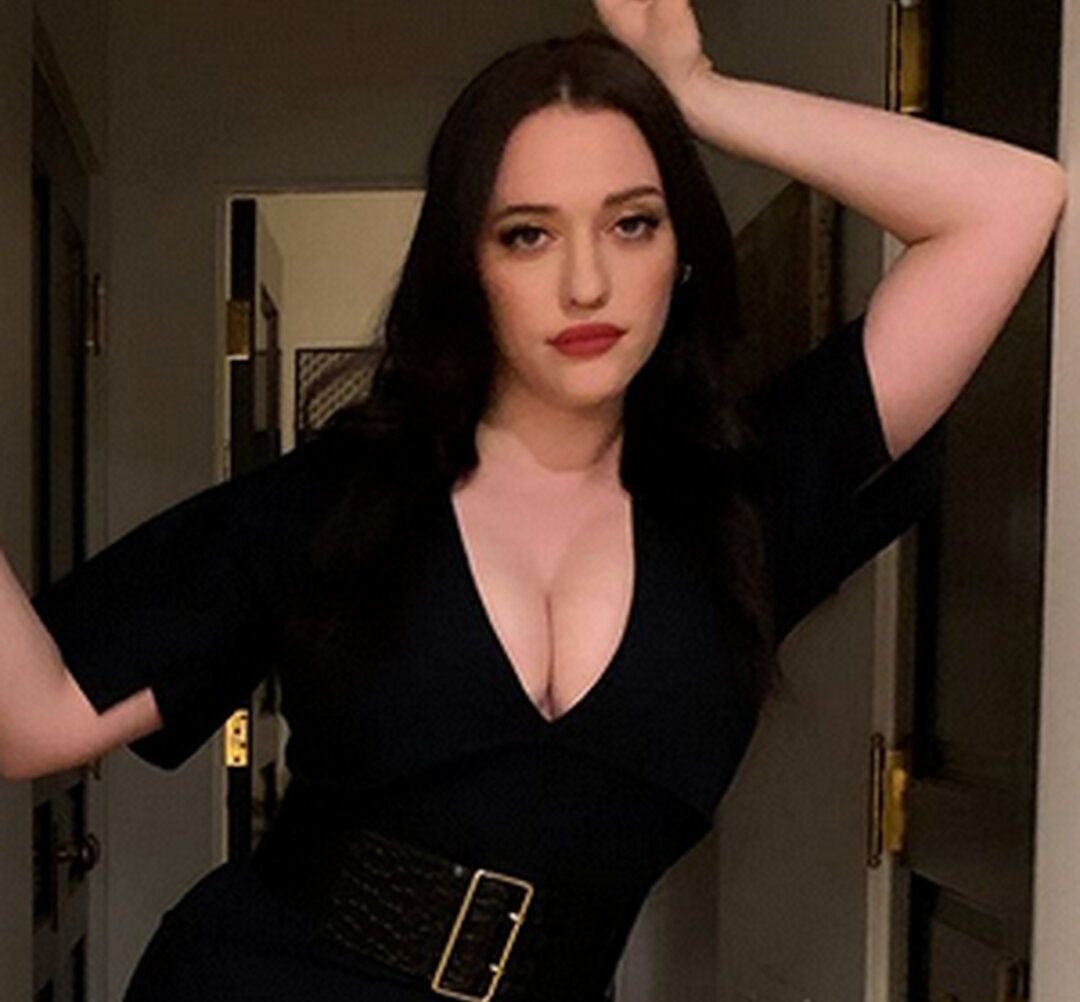 Kat Dennings Big Honey Knockers Are Begging To Be TittyFucked 🤤🥵🤤🥵 34
