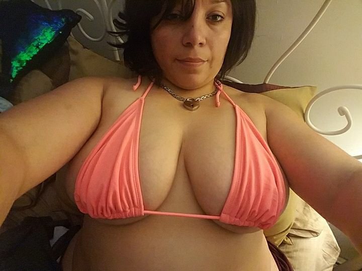 Göğüslerini seviyorum. 20