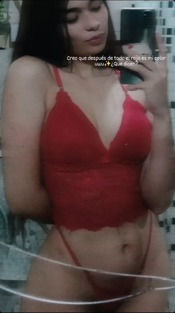 アルゼンチンのワイルドラティーナ焦らしがいたずらな態度を披露 2