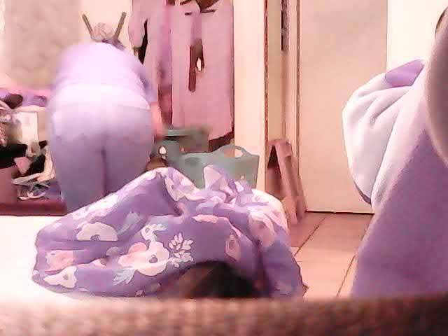 Curvy Latina Wife Secretly Filmed Pleasing Her Man 3