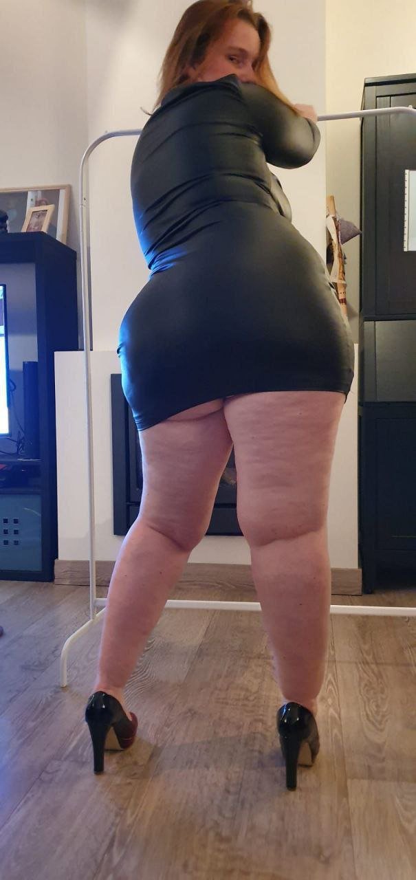 Joyce è una prostituta sottomessa di 37 anni dal Belgio 17