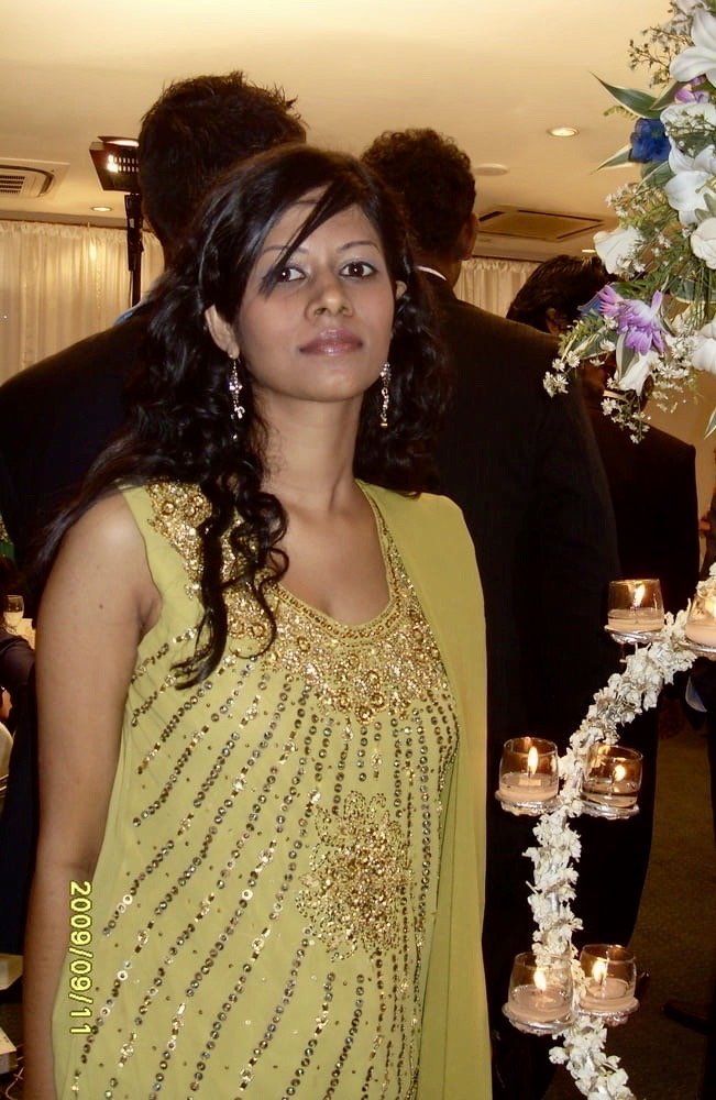 Sri Lankan Beauty Gets Frisky On Cam 15