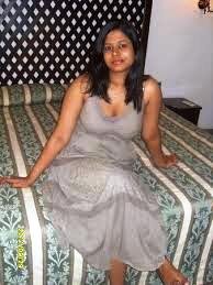 Sri Lankan Beauty Gets Frisky On Cam 26
