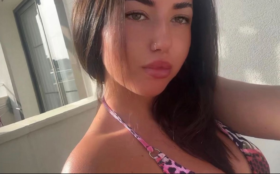 Olivia BF 2
