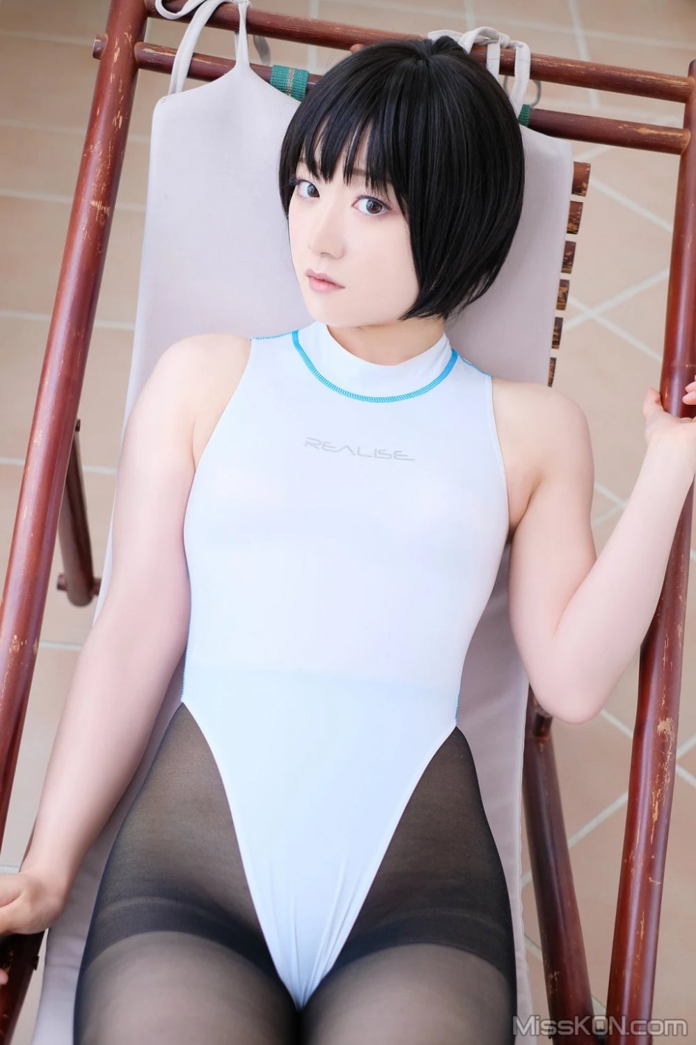 Akane Fukami Poses In Tight Swimsuits And Pantyhose Fantasy 22