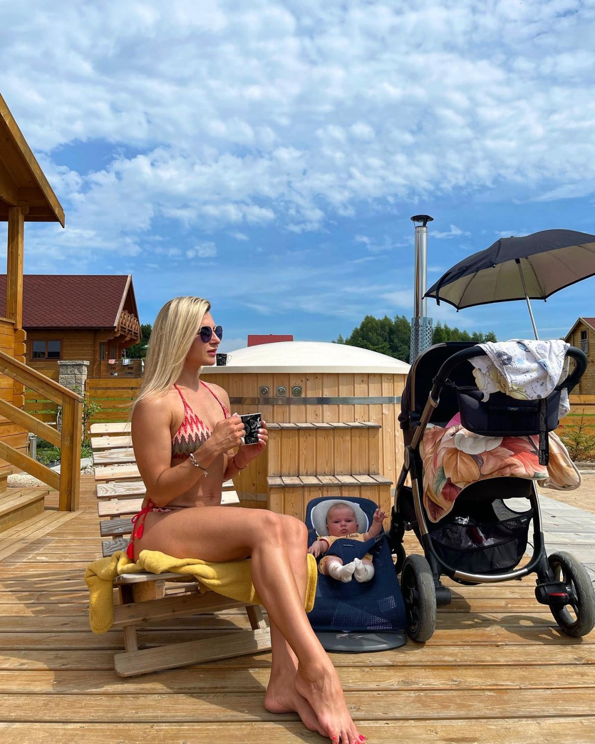 Pregnant Polish PAWG Gets Wrecked In All Directions 18
