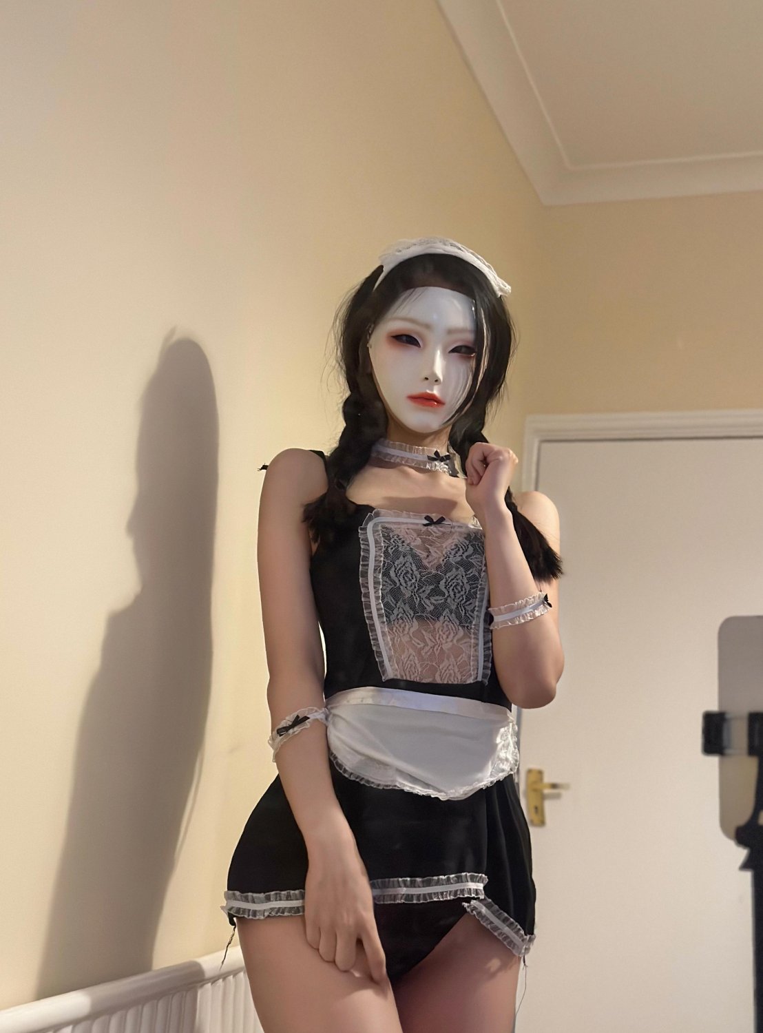 Yüzünü içine göm. 1