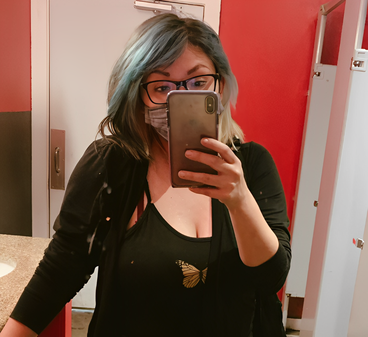 Heavy Natural Breasts Jiggle With Every Stroke 3