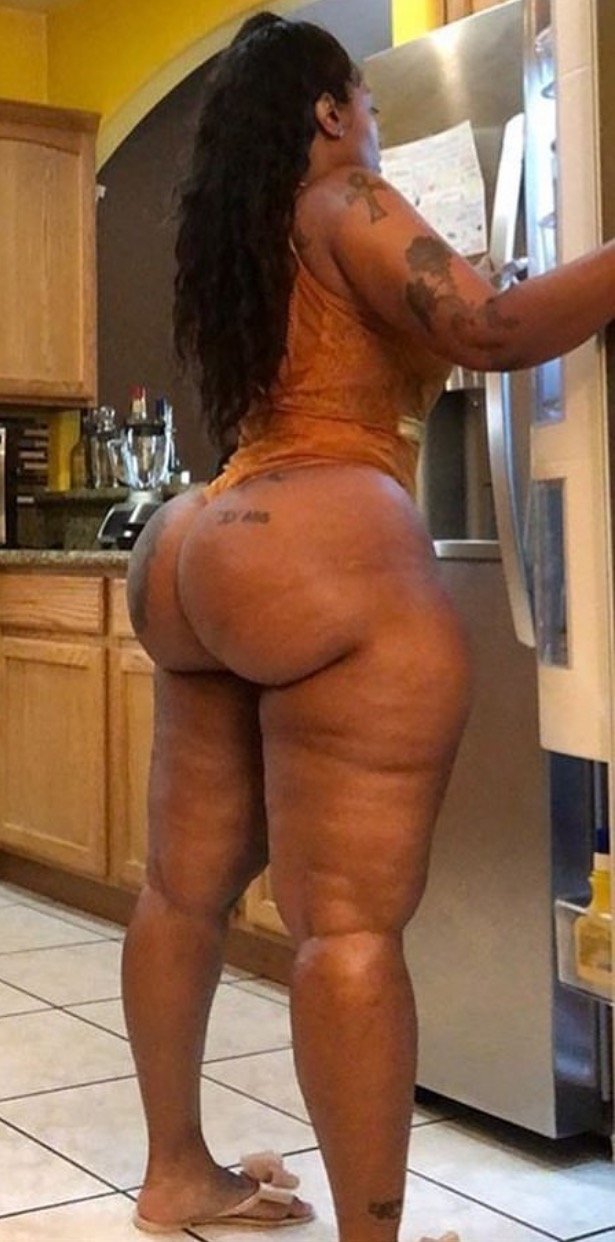 Bikini Booty Queen Brings That Cherokee Heat 7