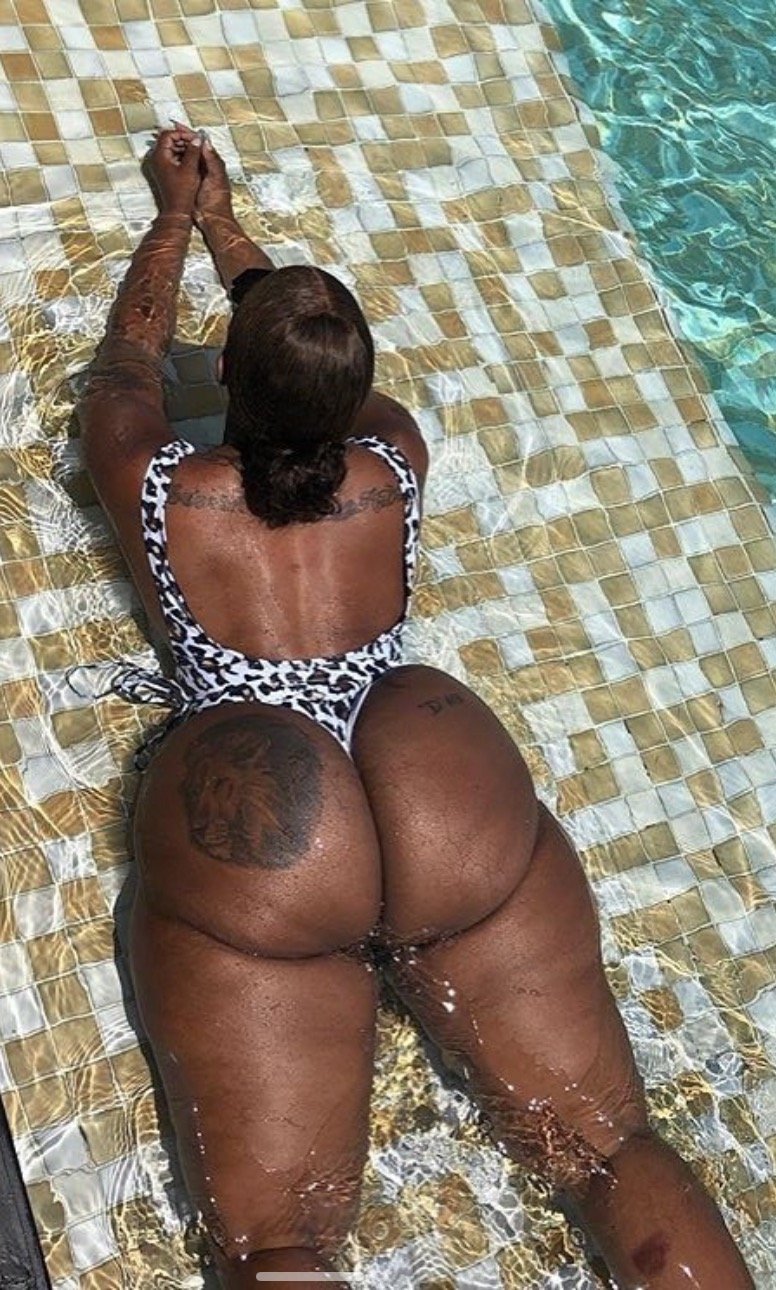 Bikini Booty Queen Brings That Cherokee Heat 10