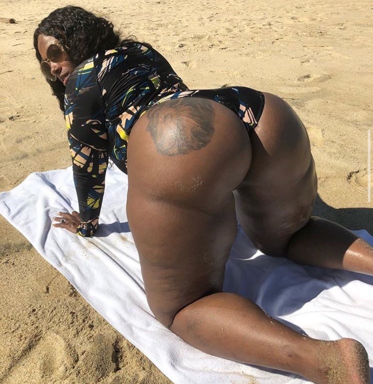 Bikini Booty Queen Brings That Cherokee Heat 16