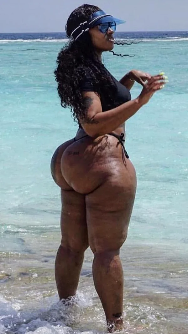 Bikini Booty Queen Brings That Cherokee Heat 39